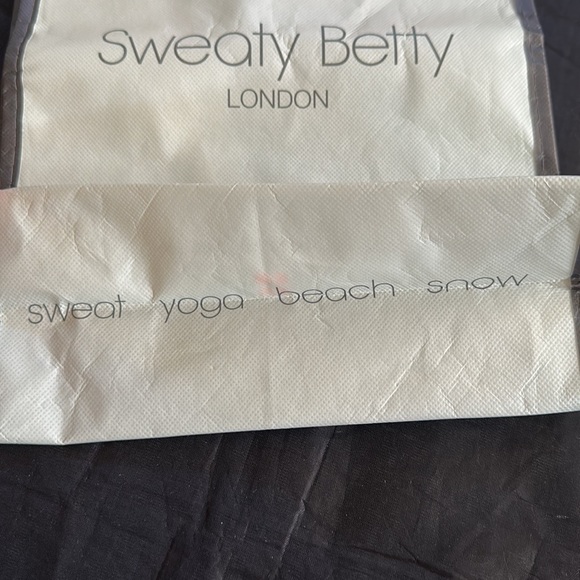 Sweaty Betty London Tote Bag Measures 12 inches top to bottom. Pre-owned - Picture 3 of 5